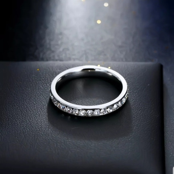 Crystals Ring Jewelry For Women - Picture 3 of 6